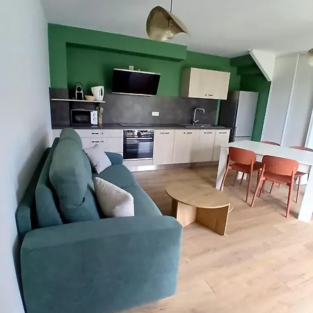 Maison De Vacances, Piscine Et Jardin - A 5 Min En Voiture Holiday home *