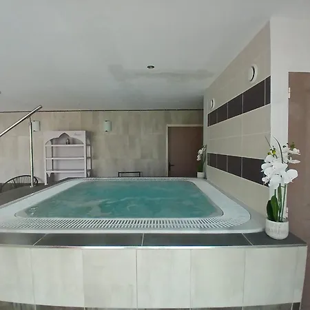 度假居 Maison De Vacances, Piscine Et Jardin - A 5 Min En Voiture